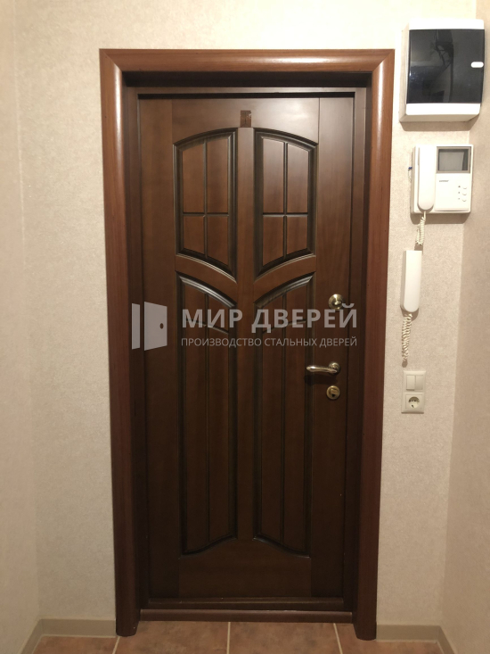 Дверь с шумоизоляцией в квартиру - фото