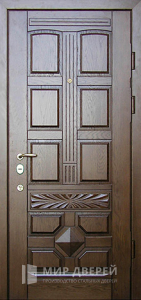Дубовая дверь из массива входная №6 - фото вид снаружи