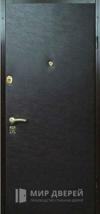 Дверь входная с отделкой из винилискожи №26 - фото вид снаружи