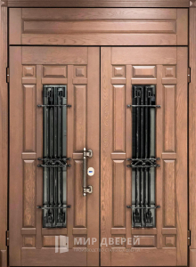 Двустворчатая входная дверь в частный дом №29 - фото вид снаружи